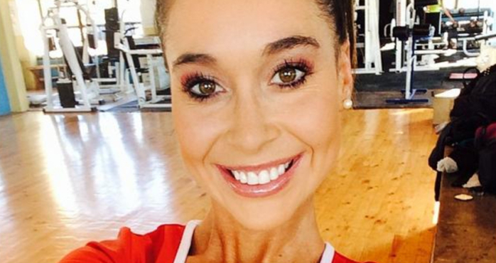 Vale Roth y su elongación que dejó con taquicardia a los cibernautas