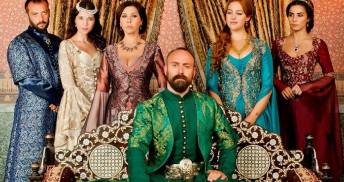 El antes y después de los actores turcos que triunfan con sus novelas en nuestro país