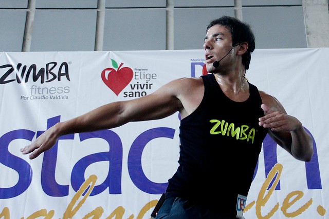 Hermano de 'Mago' Valdivia reaparece con nuevo look