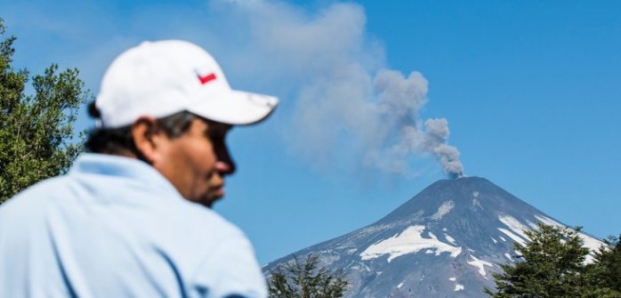 Detectan en volcán Villarrica actividad similiar que precedió a la erupción anterior