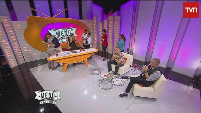 Claudia Conserva rompió en llanto junto a Solabarrieta en su último adiós de TVN