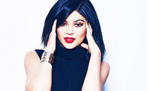 Irreconocible: Así se ve la hermana menor de Kim Kardashian sin maquillaje