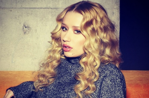 ¿Notas algo diferente?: Iggy Azalea admite que se hizo cirugía en secreto meses atrás