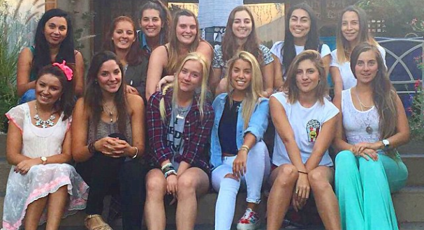 'Kel' Calderón y Karen Paola comparten fotos en el 'cumple' de Vesta Lugg