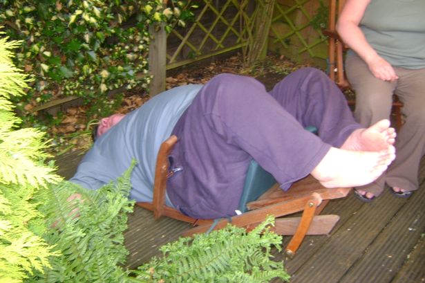 Pareja inglesa bajó 133 kilos tras este humillante accidente: Así se ven hoy