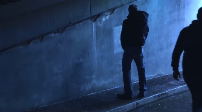 El ingenioso plan que espanta a los borrachos que orinan las paredes de Alemania