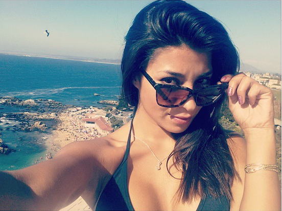 El chascarro que vivió Fanny Cuevas al salir de piscina y que compartió en Instagram