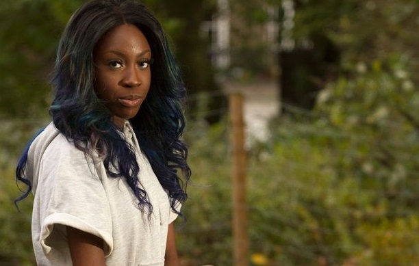 La cruda confesión de abogada inglesa que se hizo adicta al porno con 14 años