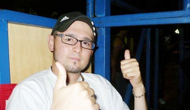 Piden apoyo para joven con leucemia que necesita trasplante