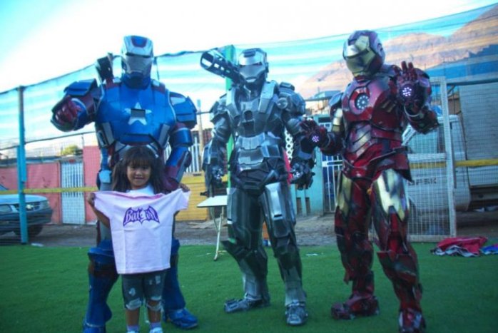 Superhéroes llegaron hasta el norte para entregar su ayuda y solidaridad a los niños