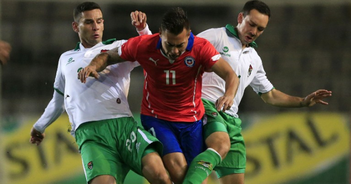 Diseñador es amenazado de muerte: Creó este modelo de camiseta para Bolivia