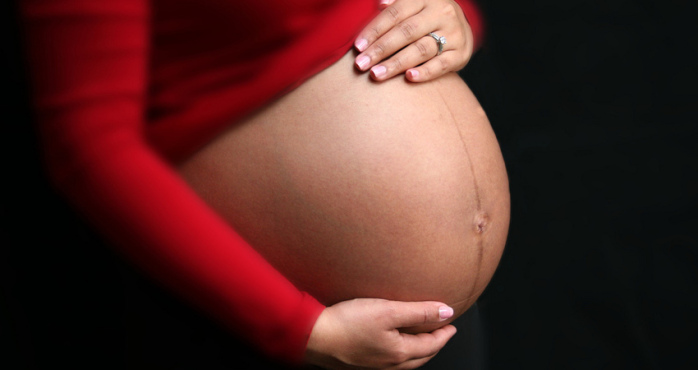 ¿Nueva cigüeña en camino? Otra sensual actriz nacional estaría embarazada