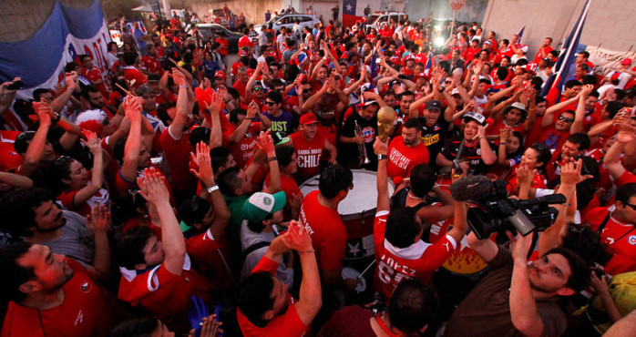 Hinchada nacional humilló a uruguayo que volvió a desparramar contra Chile