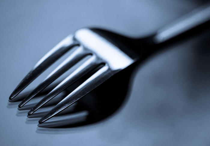 Increíble video: Aprende a crear un pestillo para la puerta con un tenedor