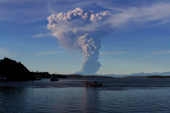Las cenizas del volcán Calbuco se expanden por el Cono Sur