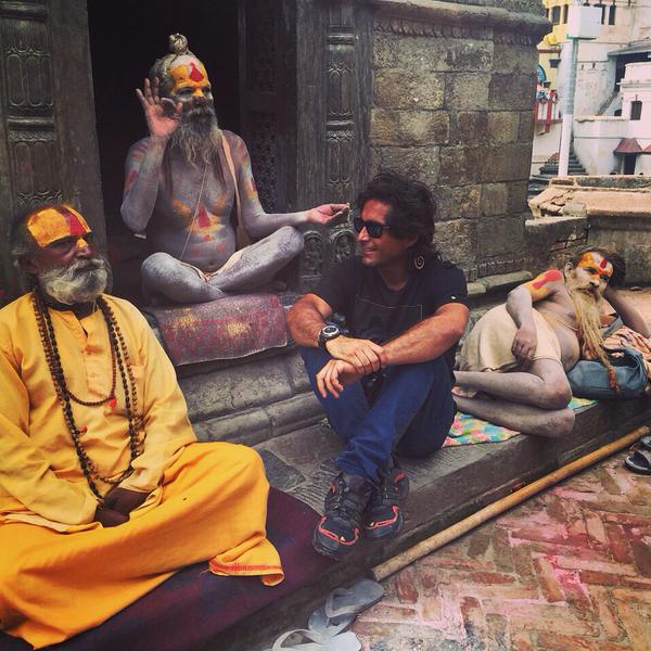 Conductor de programa de viaje de 13C vivió terremoto en Nepal: cuenta cómo se vivió