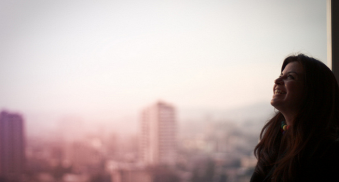 Estudio revela los países más felices del mundo: Chile ocupa el lugar 27