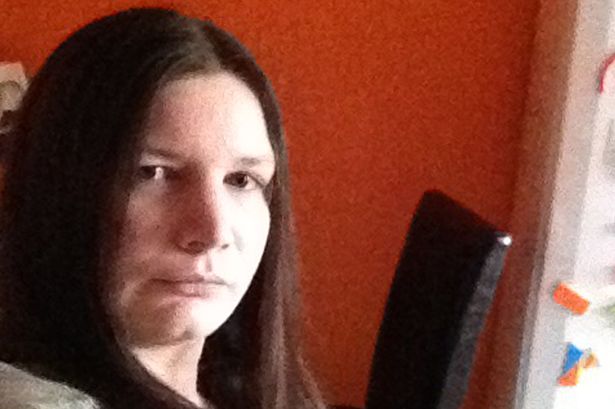 Insólito: Mujer inglesa sufre siendo alérgica a los besos de su marido