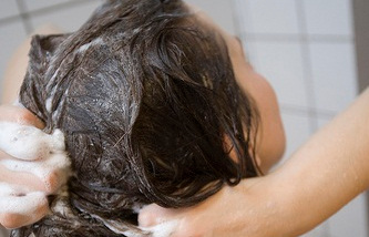 Mujer no se lavó el pelo con champú durante 6 años y este fue el resultado