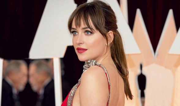 El radical cambio de look de la protagonista de 