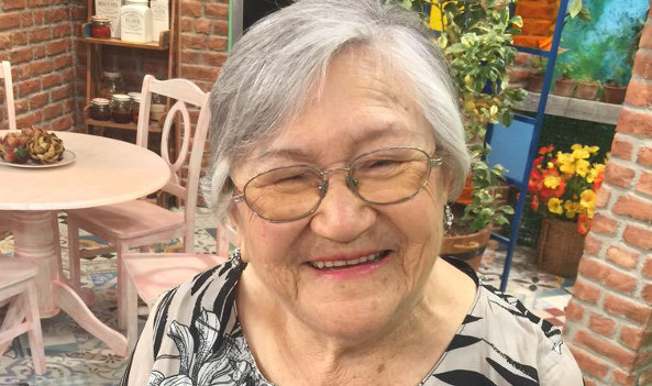 Reina Guachaca: Drástica baja en votaciones despierta a la abuelita Eliana