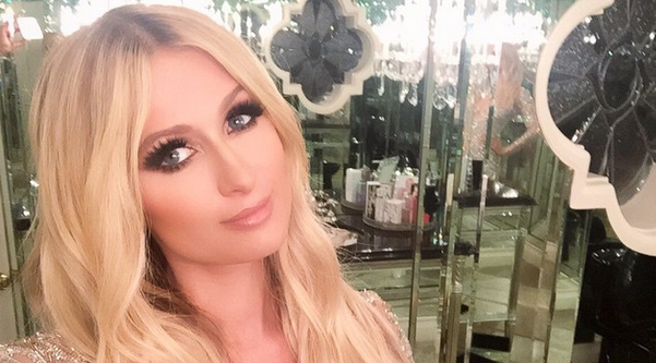 Paris Hilton anuncia nueva canción con desnudo en Instagram