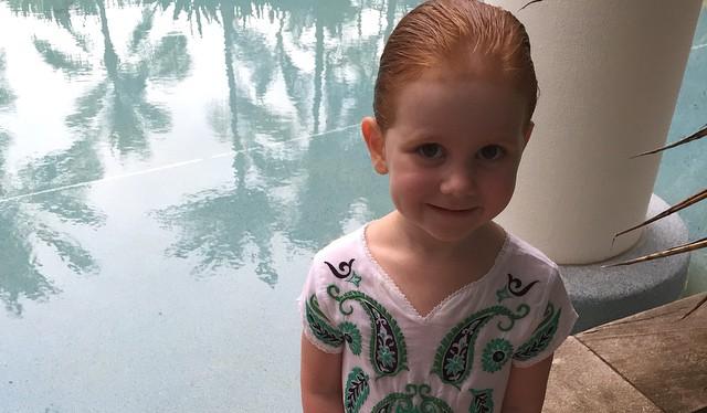 Conoce a la niña de 3 años que arrasa en Instagram con sus consejos de moda