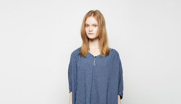 El vestido de 230 mil pesos que tiene furia a cibernautas gringos