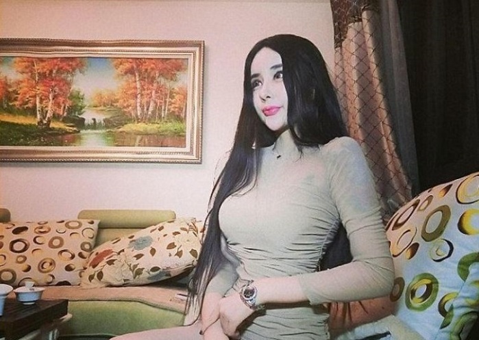 La extrema cirugía que se hizo adolescente china para recuperar a ex novio