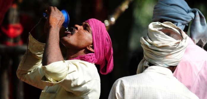 Muertos por ola de calor aumentan a más de 2 mil 200 en India