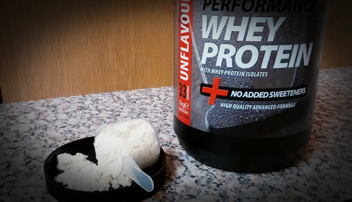 Ojo: El peligro tras los suplementos proteicos que quizás no conocías