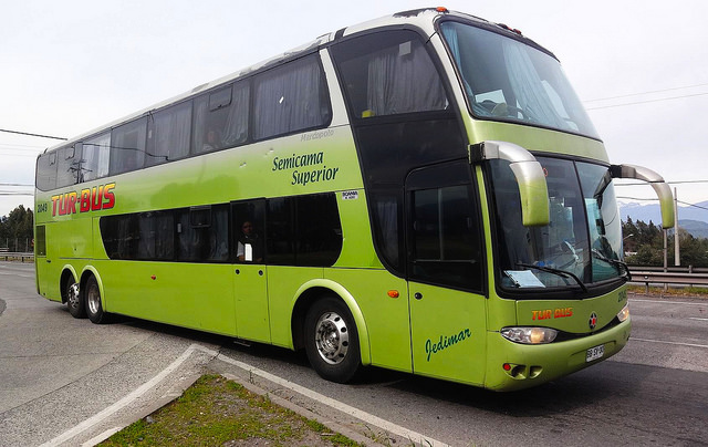 Funcionaria de Tur Bus que trató a cliente de 