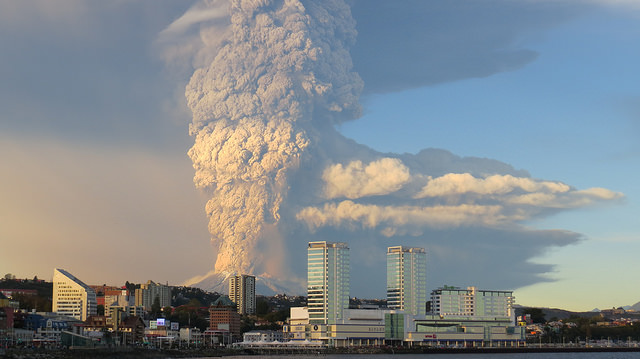 Sernageomin baja alerta en volcán Calbuco a Amarilla