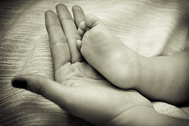 Niña embarazada genera polémica en Uruguay: no quiere abortar