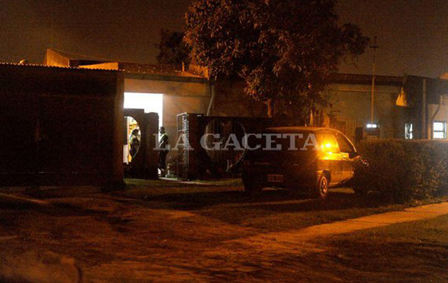 Argentino murió atropellado por su esposa: le indicaba cómo estacionar