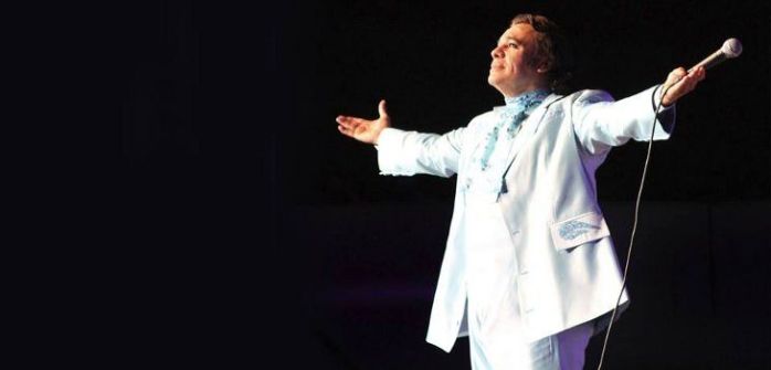 La radical medida que tomó Juan Gabriel con su hijo preso en Estados Unidos