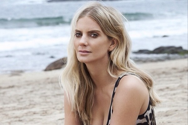 El peculiar y ceñido vestido con el que Javi Acevedo arrasó en Instagram