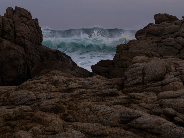 Video muestra la ardua pelea de mujer para quitarse la vida en Iquique: no lo logró