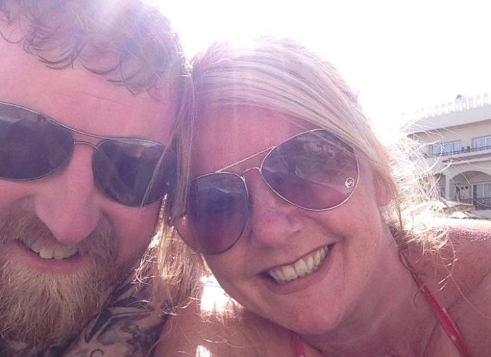 La foto con la que una mujer busca advertir a otras sobre el cáncer de mamas