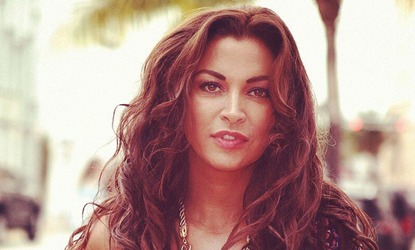 La sensual foto con la que Marlen Olivari anuncia regreso a los escenarios