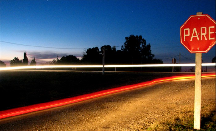 Vecinos de Talcahuano marchan por señalética tras accidente que dejó grave a menor