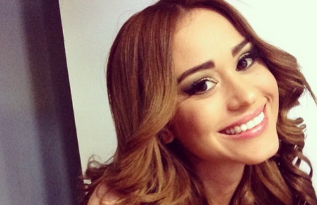 Curvilínea chica del tiempo está causando furor en el mundo con su perfil