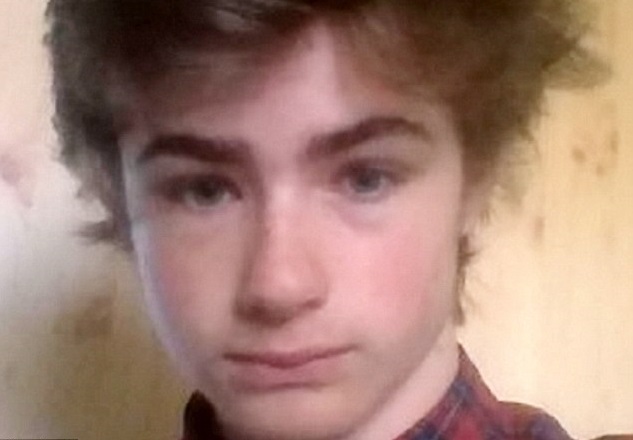 Encuentran a joven colgado tras difusión de video donde lo humillaban y golpeaban