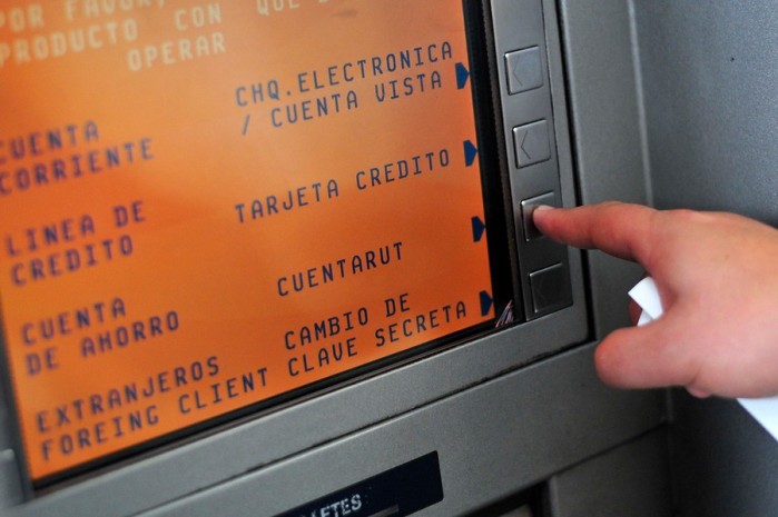 BancoEstado descarta eliminar cobros de CuentaRut y advierte que podría tornarse inviable