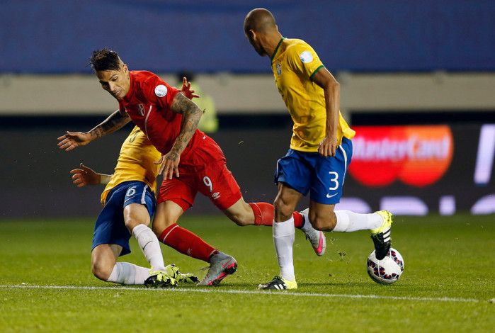 El look de futbolista peruano que se robó las miradas en redes sociales