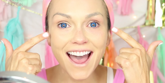 La talentosa maquilladora que arrasa convirtiéndose en Barbie en segundos