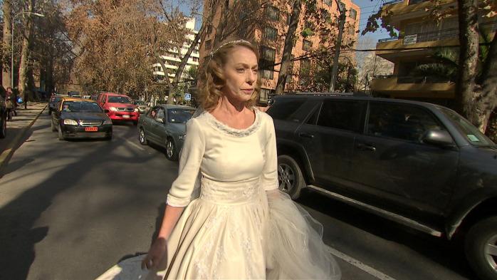 La cómica escena de novia fugitiva que protagonizará Di Girólamo en 