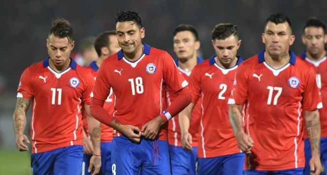 Gonzalo Jara podría cambiar de club por polémica provocación a Cavani