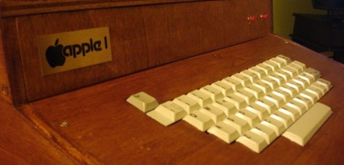 Mujer arrojó a la basura uno de los primeros computadores Apple: la están buscando