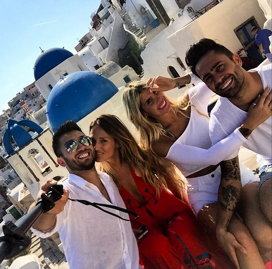 Sin sus trillizas: las envidiables vacaciones de Cote López y Mago Jiménez